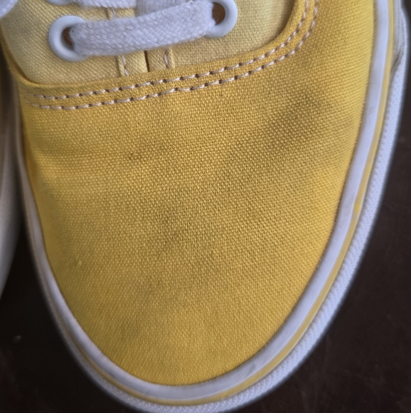 Vans Sesame Street Yellow Sneakers Womens Size 9.5 Mens Size 8 - Picture 8 of 9
